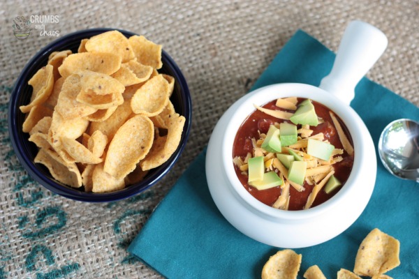 Tex-Mex Chili | Crumbs and Chaos #slowcooker #soup #chili www.crumbsandchaos.dreamhosters.com