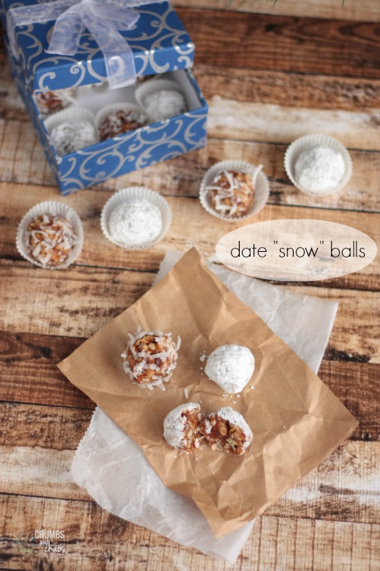 Date "Snow" Balls | Crumbs and Chaos #Christmas   www.crumbsandchaos.dreamhosters.com