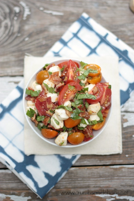 Bacon Basil Tomato Salad | Crumbs and Chaos #WalmartProduce #Tomatoes