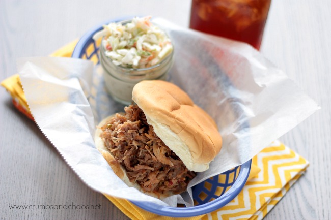 Best Slow Cooker Pulled Pork | recipe on www.crumbsandchaos.dreamhosters.com