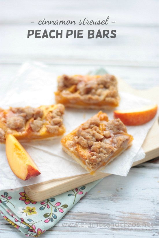 Cinnamon Streusel Peach Pie Bars | recipe on www.crumbsandchaos.dreamhosters.com