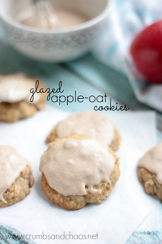 Glazed Apple-Oat Cookies | recipe on www.crumbsandchaos.dreamhosters.com