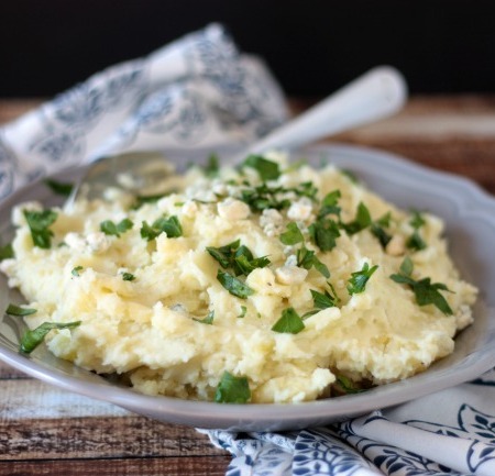 Blue Cheese Mashed Potatoes | Crumbs and Chaos