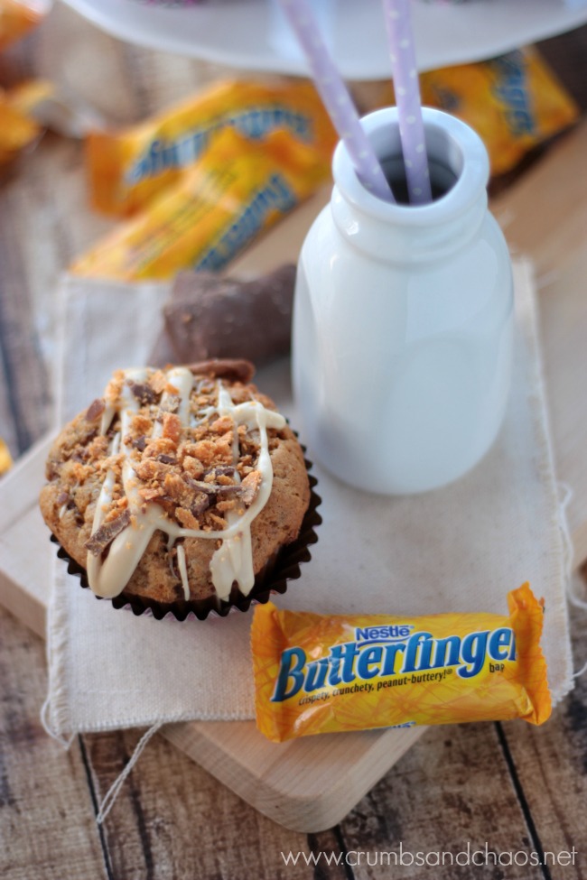 Butterfinger Banana Muffins | Crumbs and Chaos