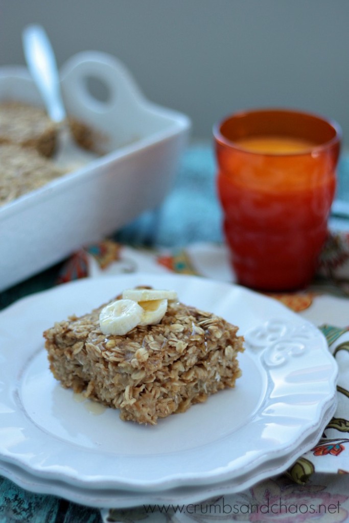 Peanut Butter Banana Baked Oatmeal | Crumbs and Chaos