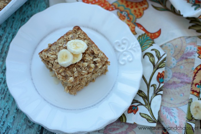 Peanut Butter Banana Baked Oatmeal | Crumbs and Chaos